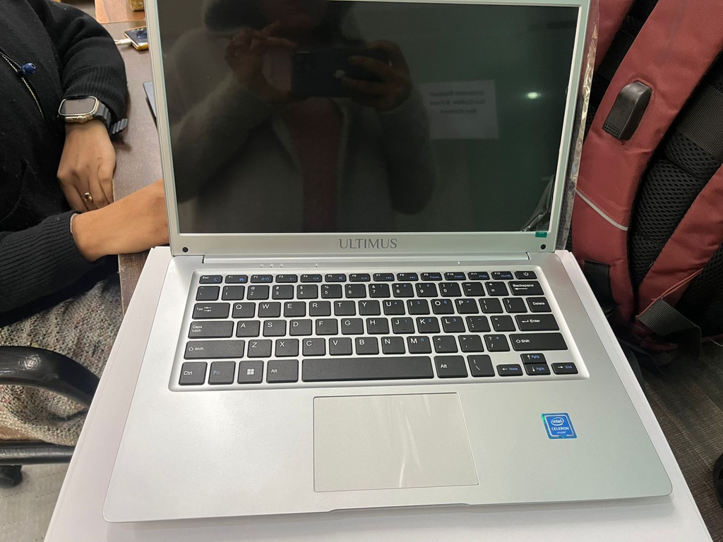 Thomson Intel 4020 Neo Notebook